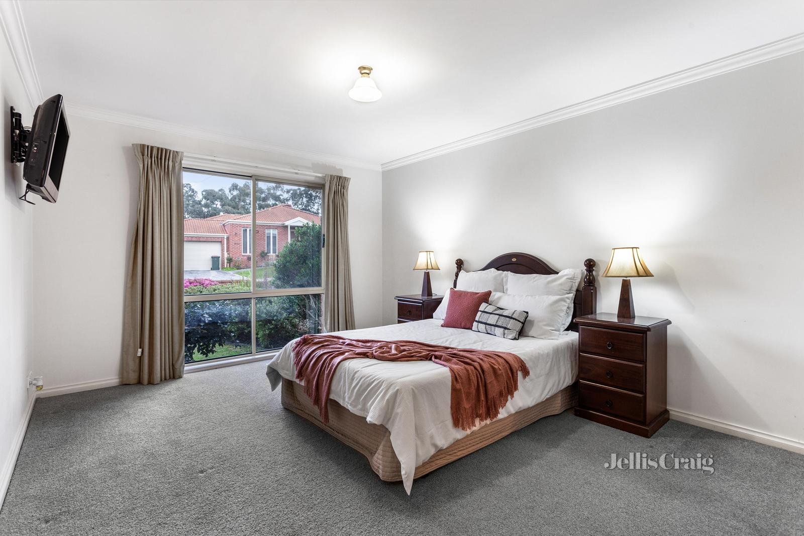 3 Sellick Drive, Croydon image 6