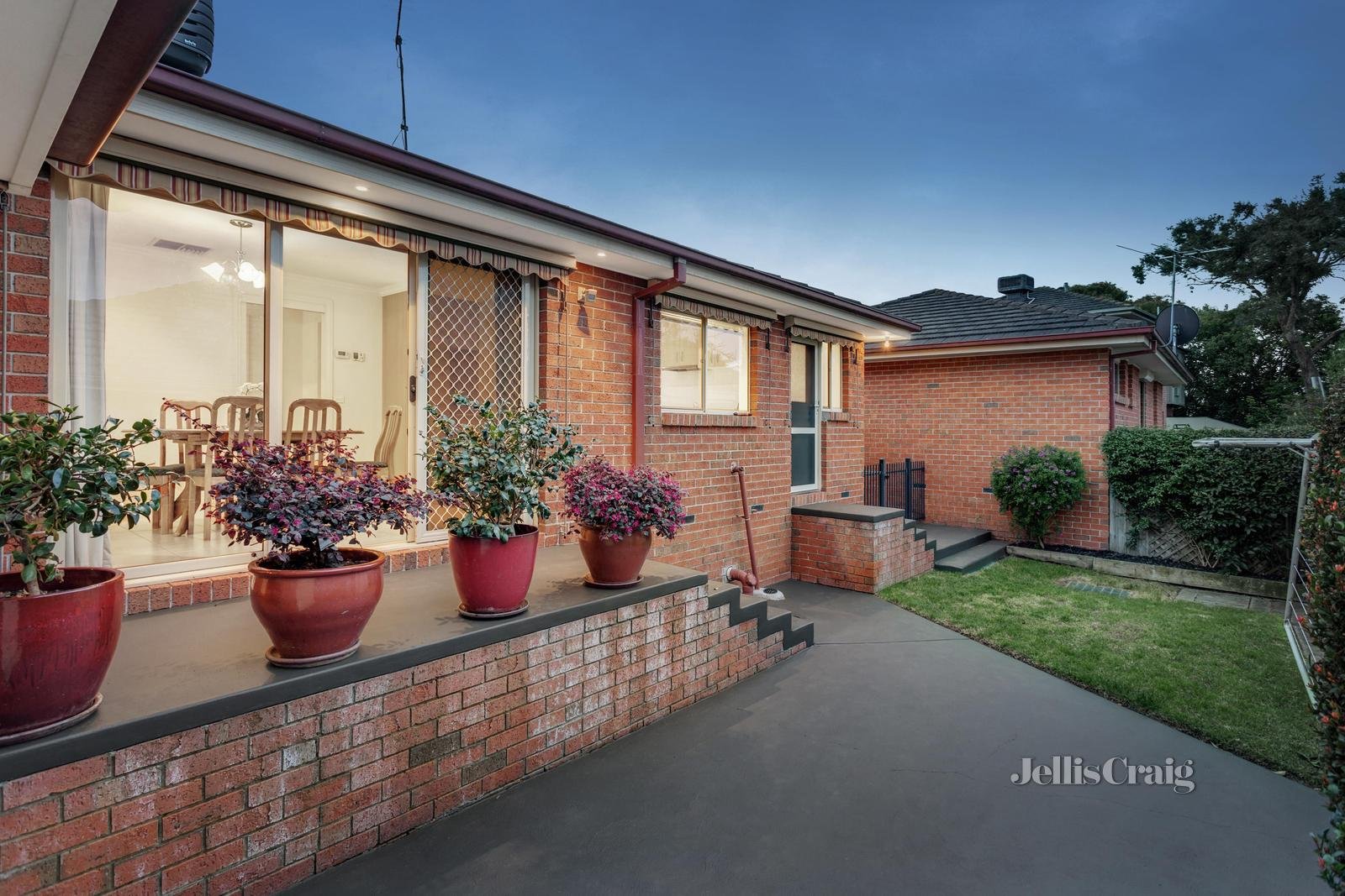 3 Sellick Drive, Croydon image 9