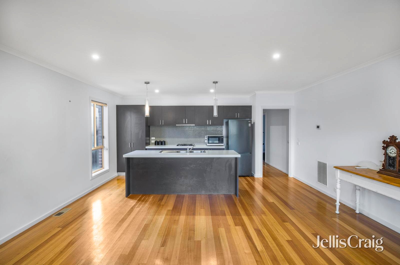 3 Sheehan Court, Ballarat&nbsp;East image 2