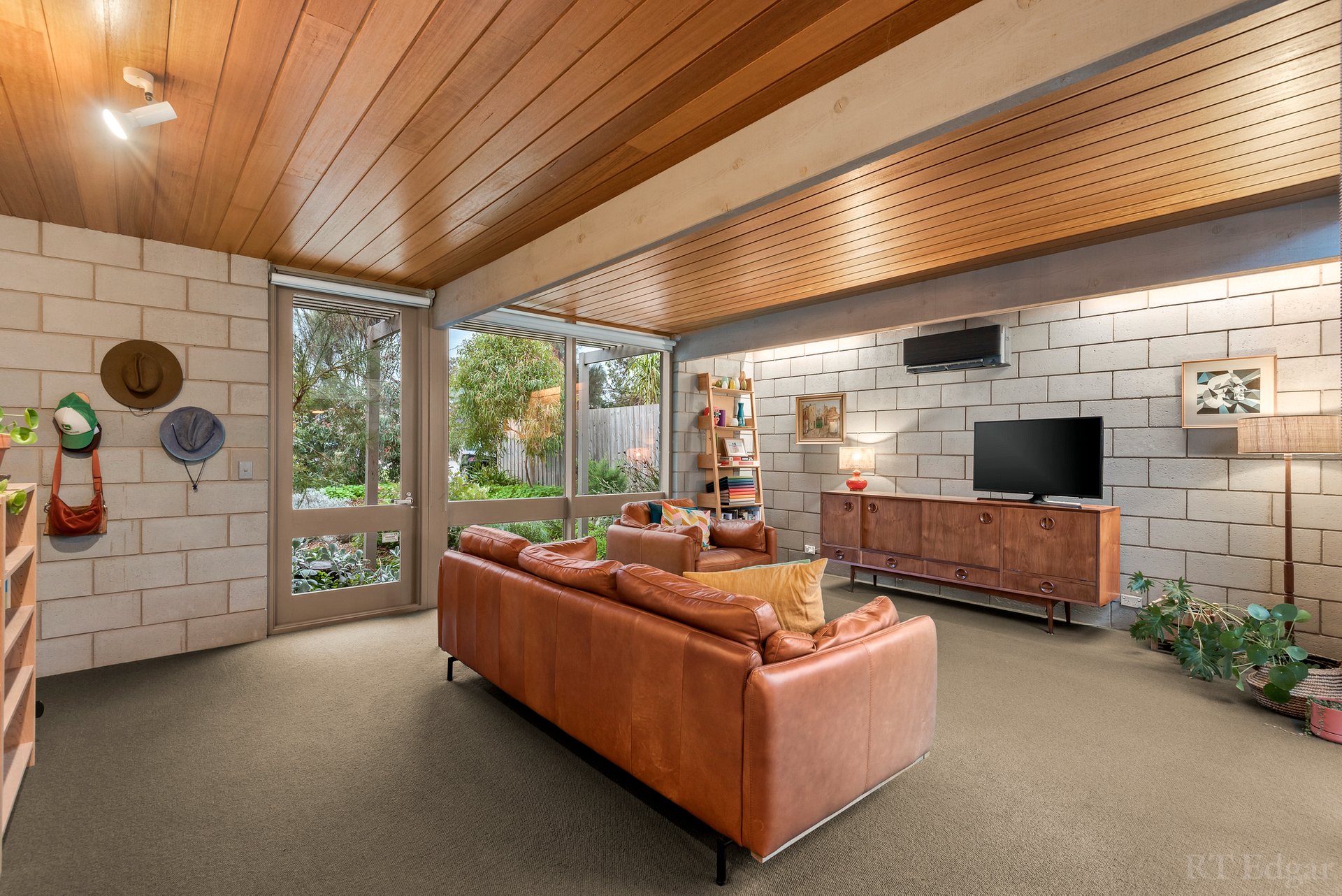 Property Gallery Thumbnail 7
