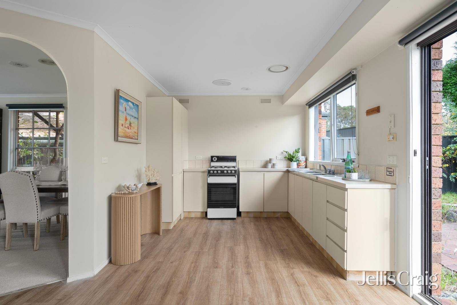 3 Sheraton Crescent, Ferntree&nbsp;Gully image 4