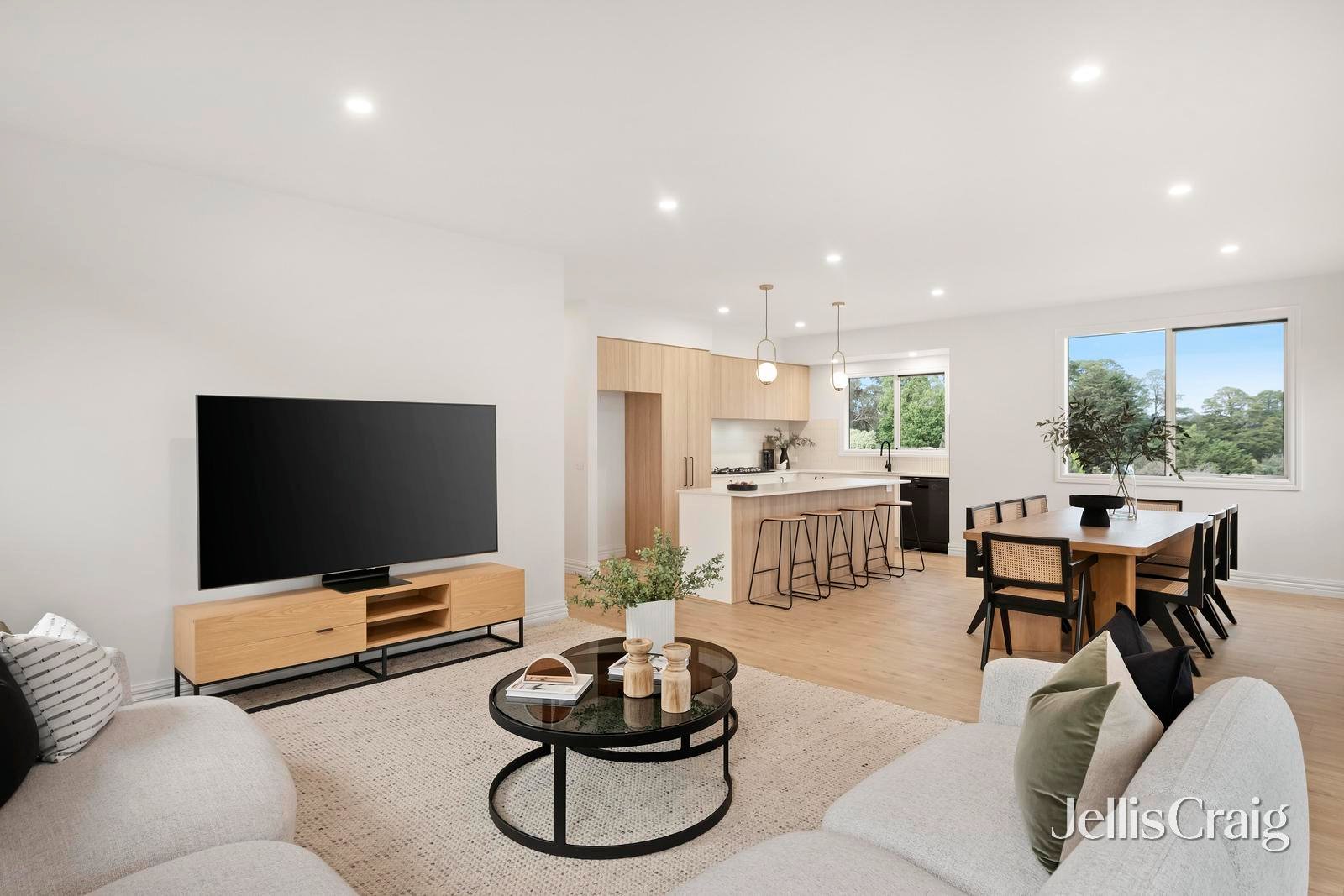 3 Silver Leaf Court, Seville image 4