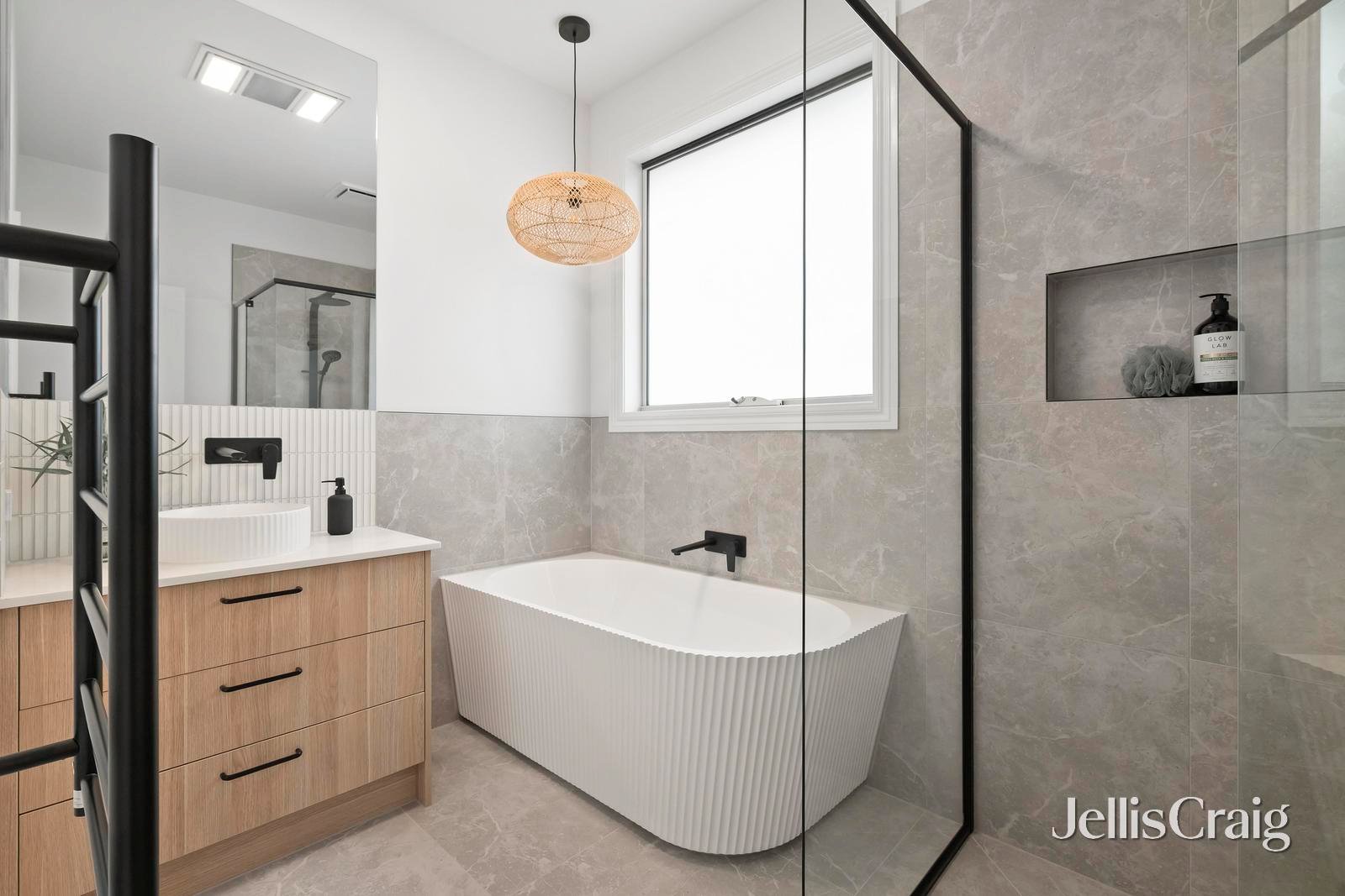 3 Silver Leaf Court, Seville image 11