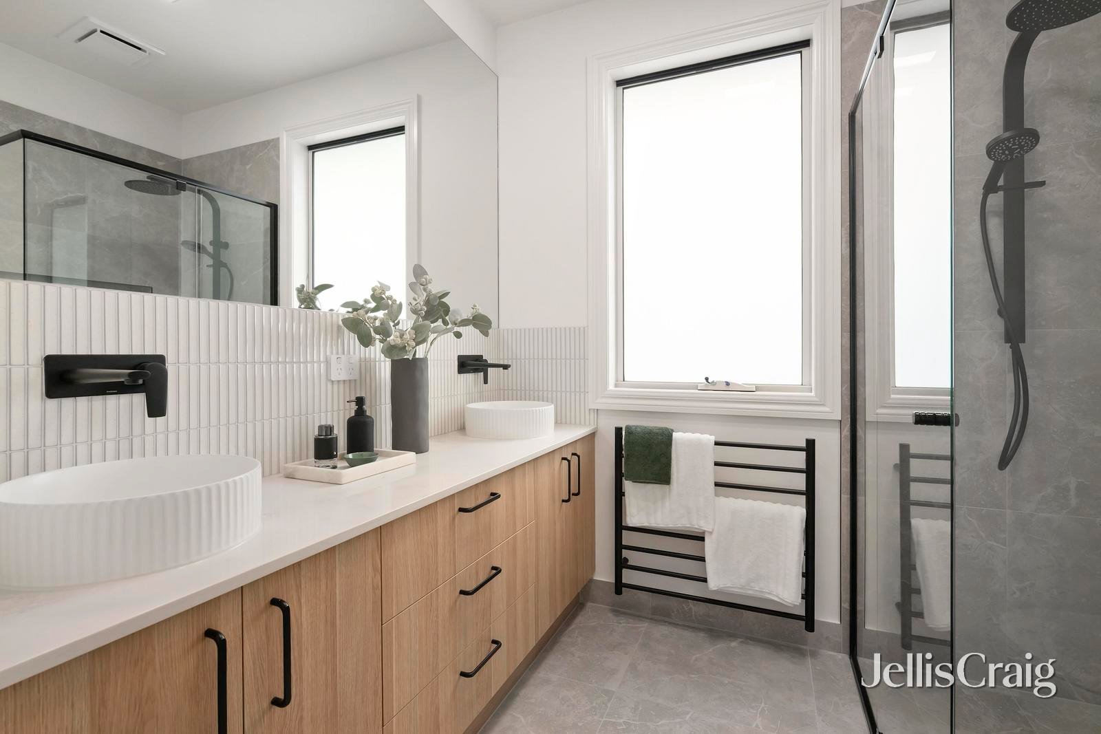 3 Silver Leaf Court, Seville image 13