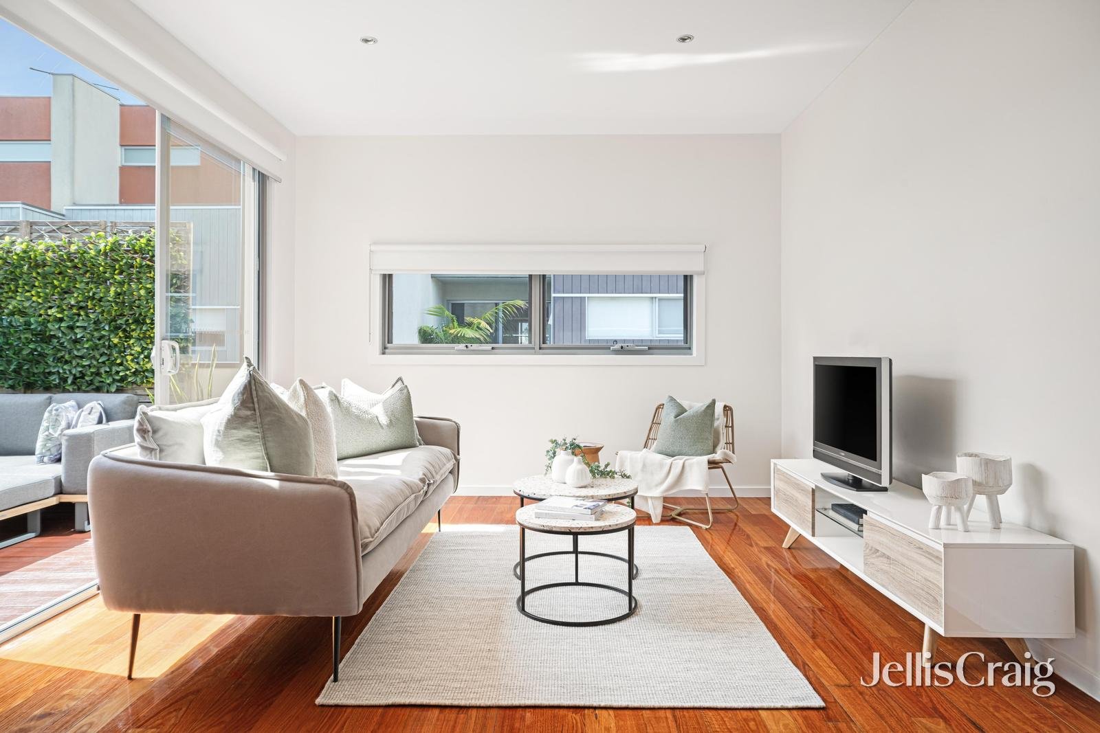 3 Silverbanks Grove, Mentone image 2