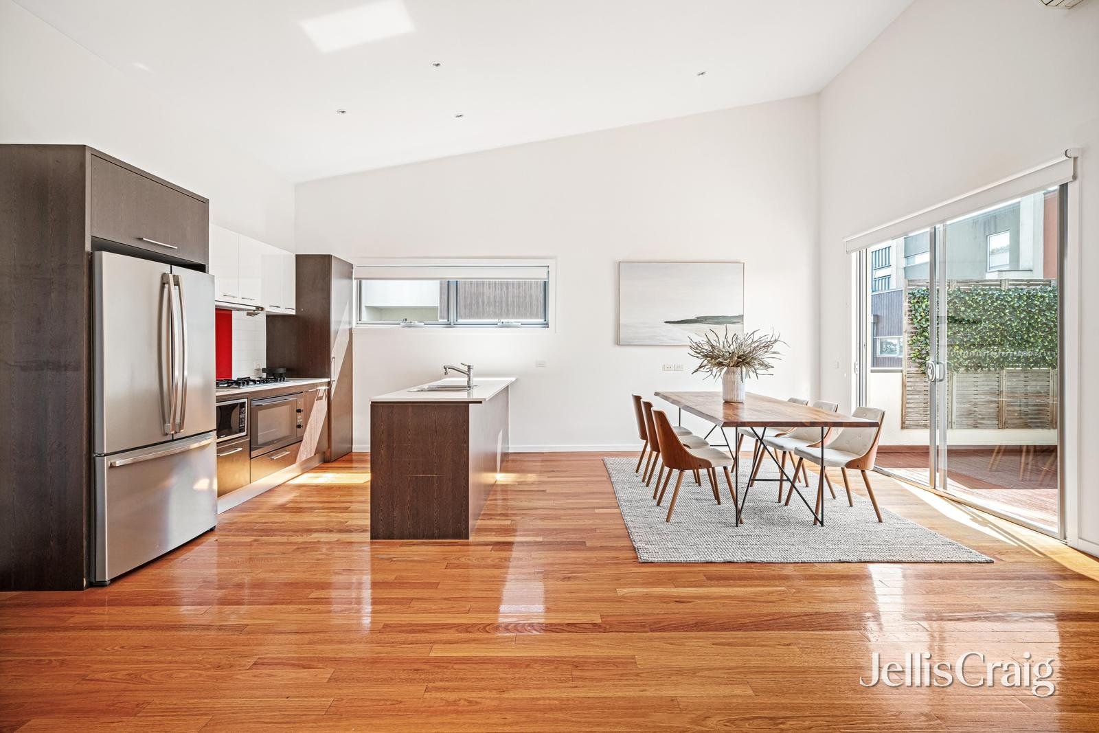 3 Silverbanks Grove, Mentone image 3