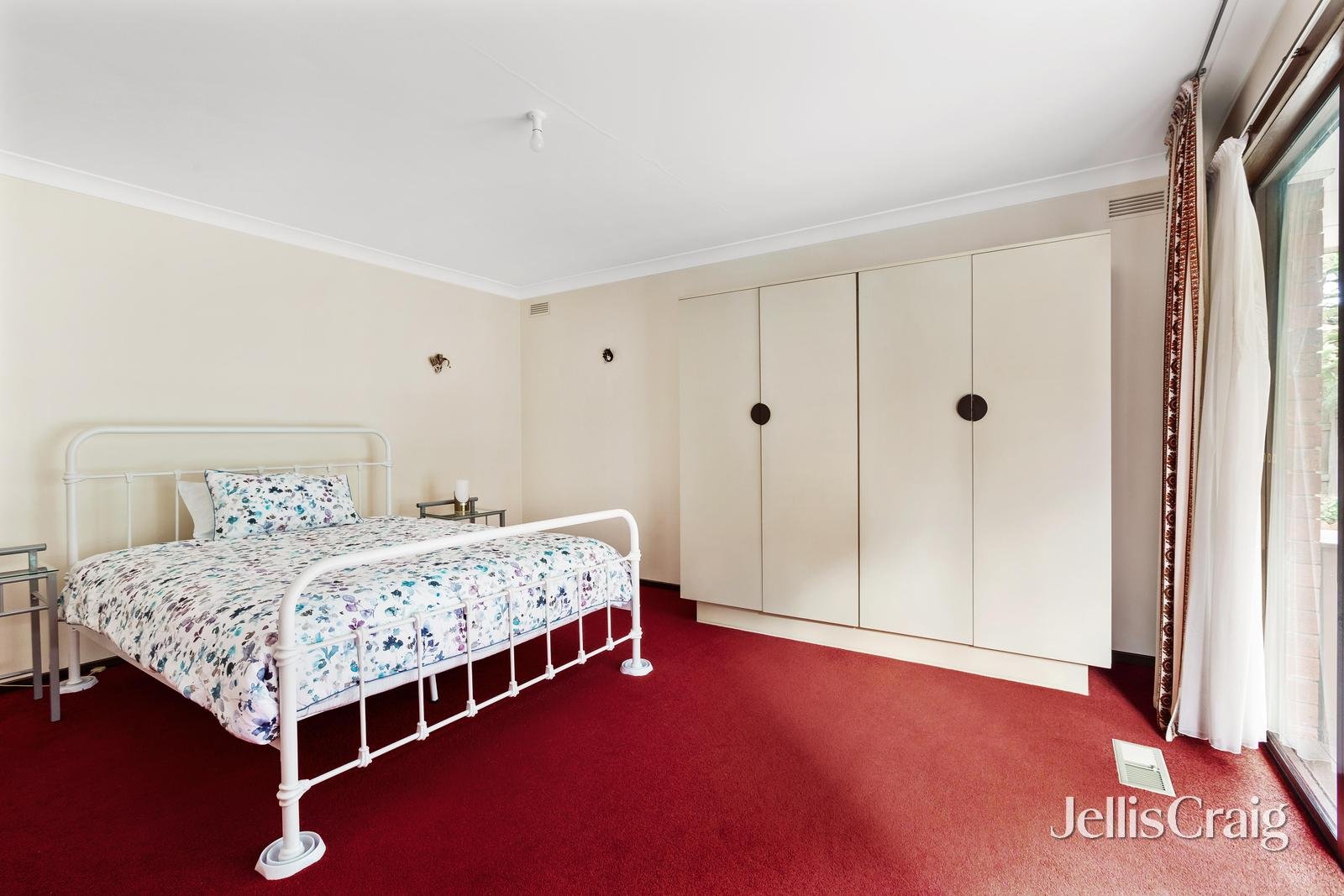 3 Simmons Court, Greensborough image 9