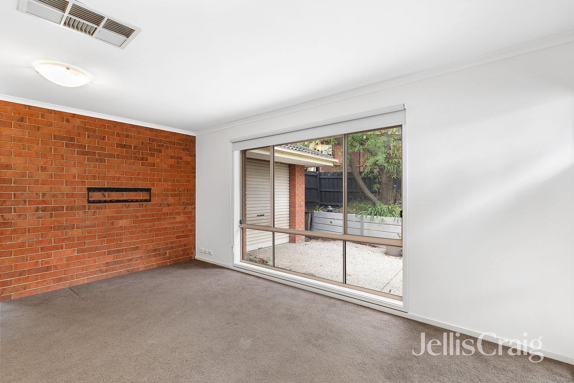 3 Sirius Court, Yallambie image 3