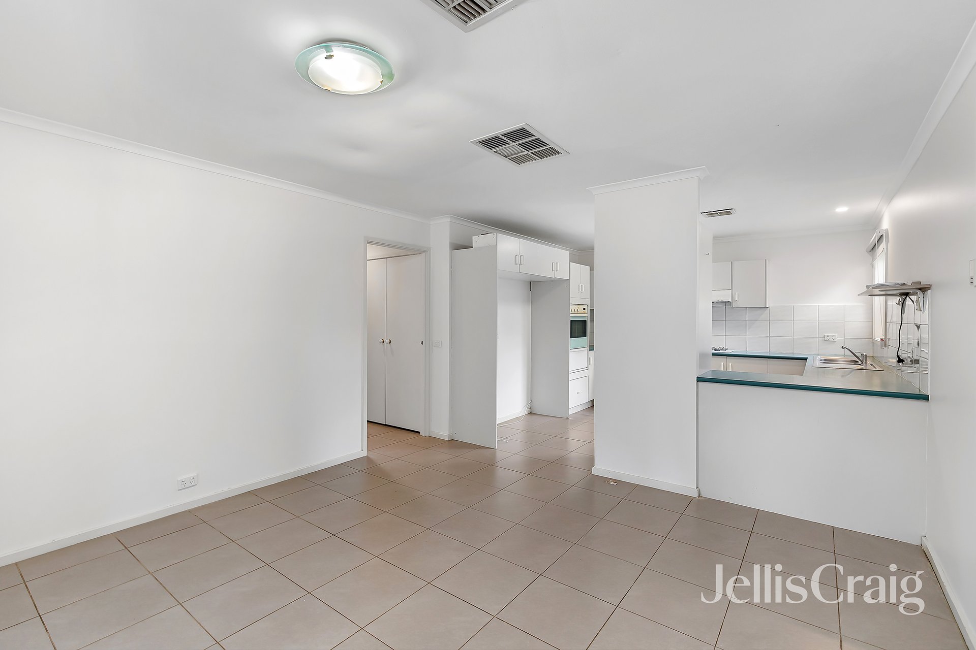 3 Sirius Court, Yallambie image 6
