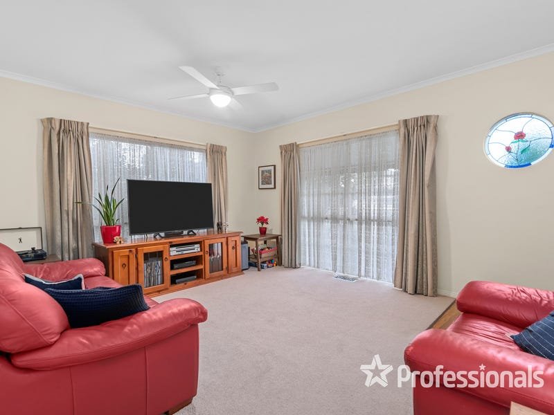 3 Smithacres Road, Montrose image 3