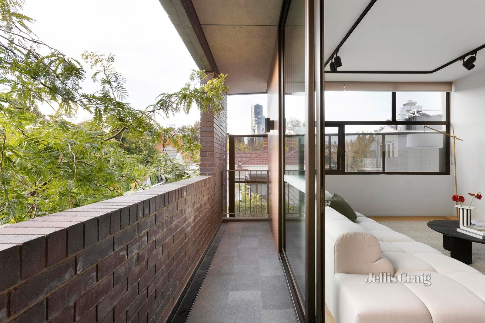 3 Snowball Lane, South Yarra image 9