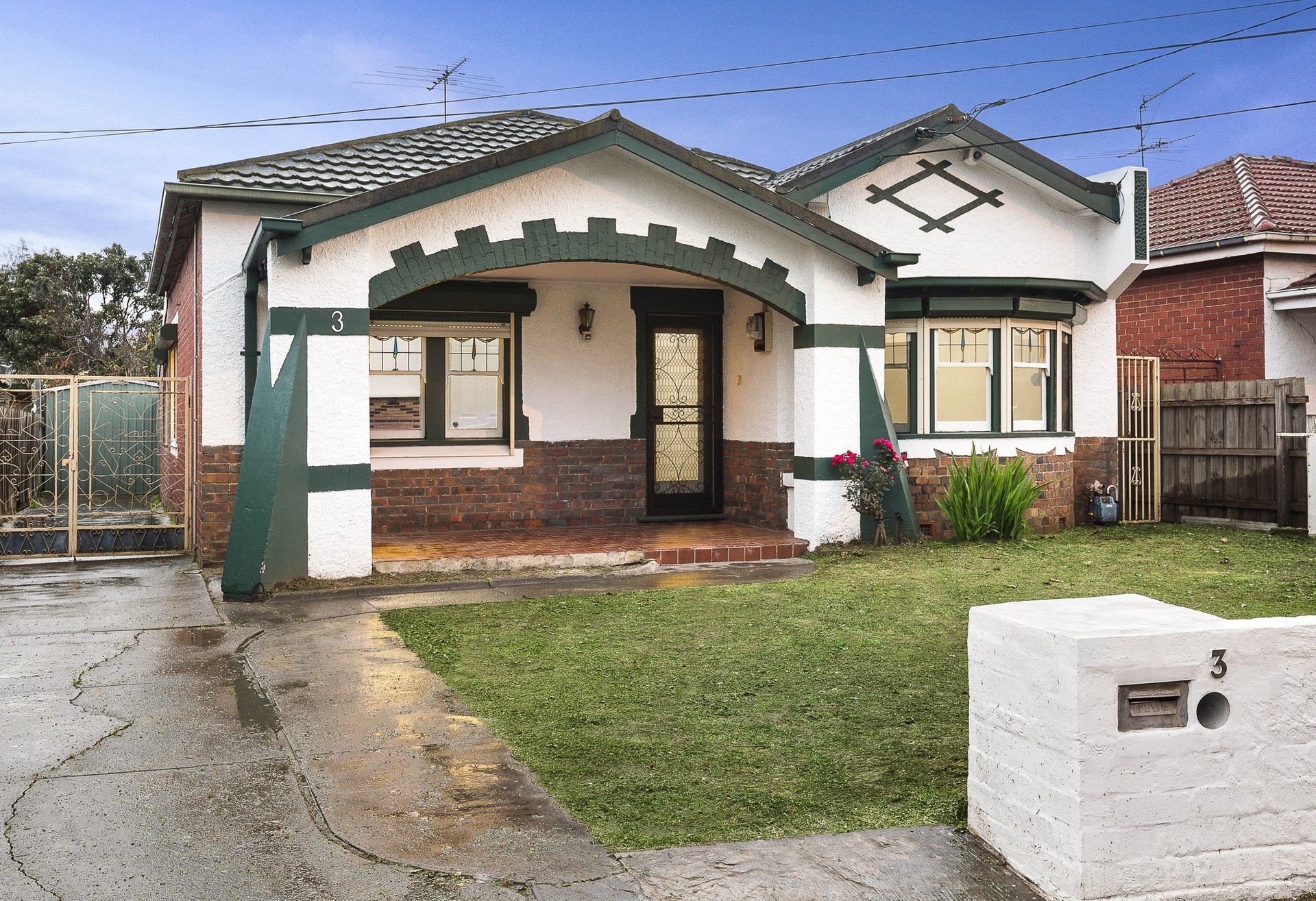 Property Gallery - Main Image