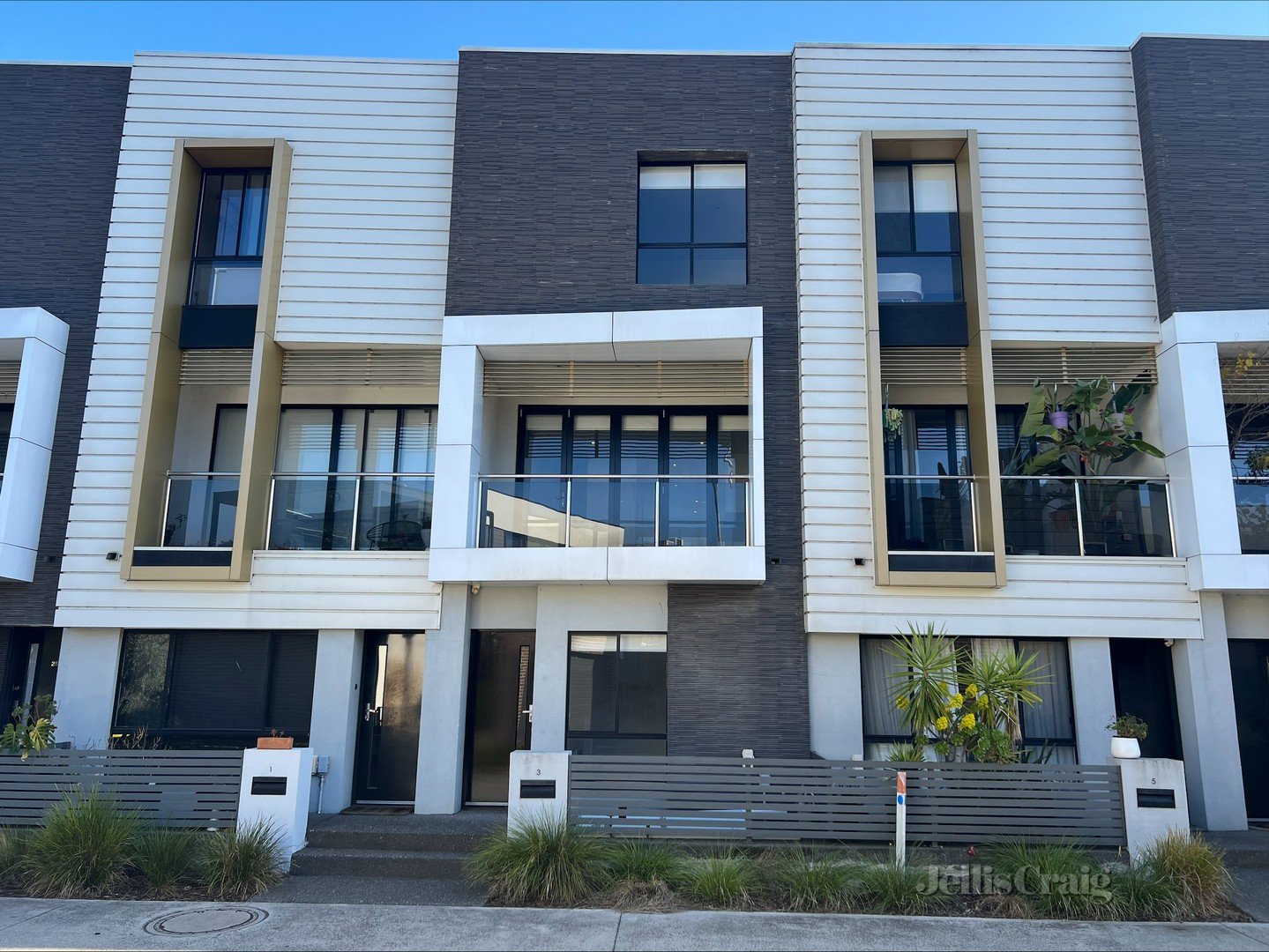3 Stan Street, Clifton Hill image 9