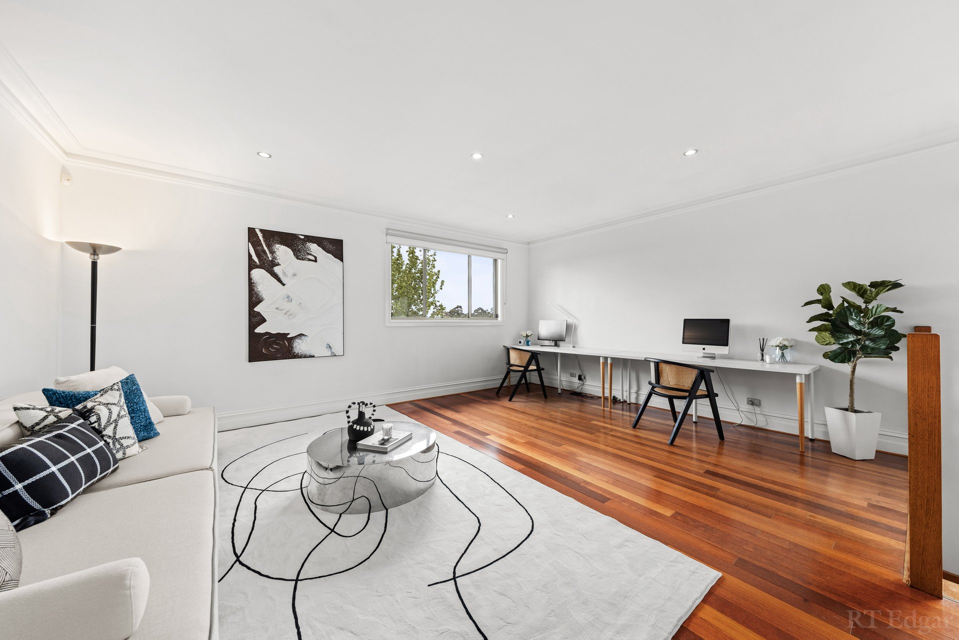 Property Gallery Thumbnail 10