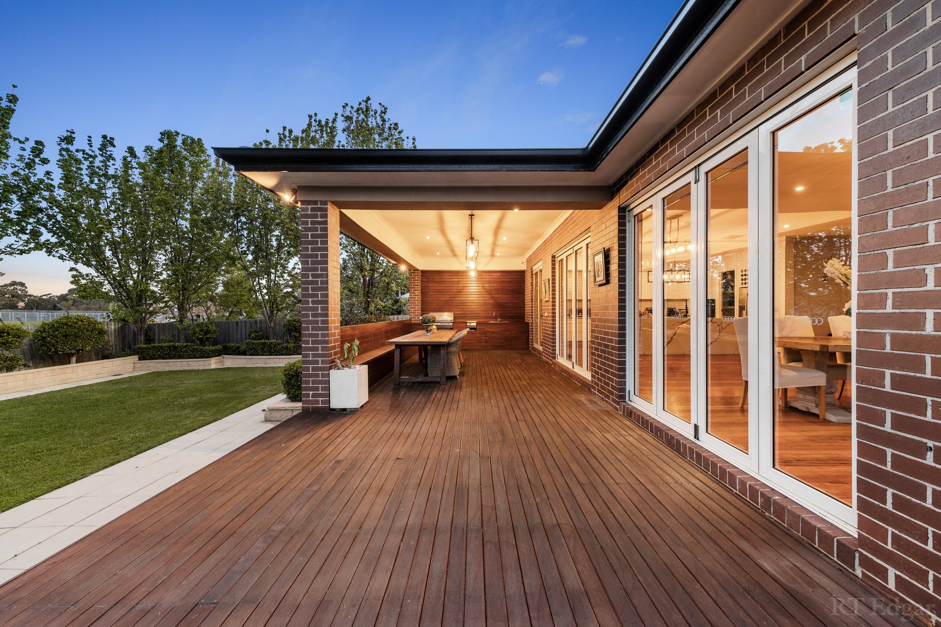 Property Gallery Thumbnail 16