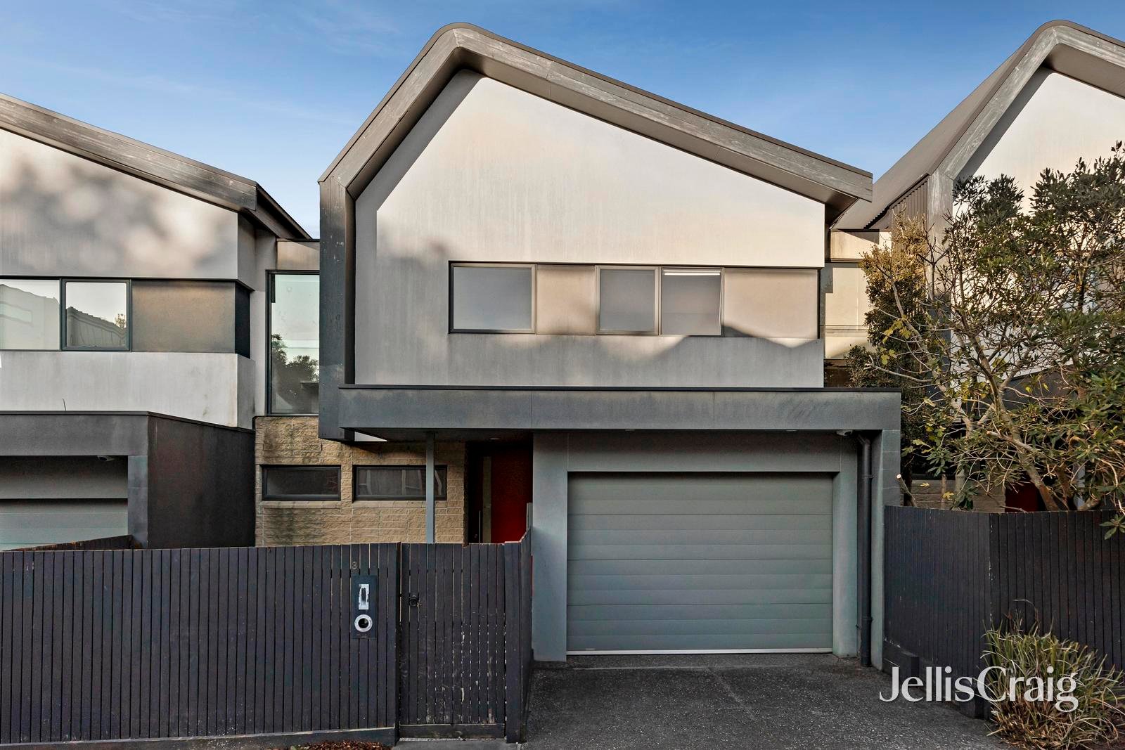 3 Station Walk, Box&nbsp;Hill image 1