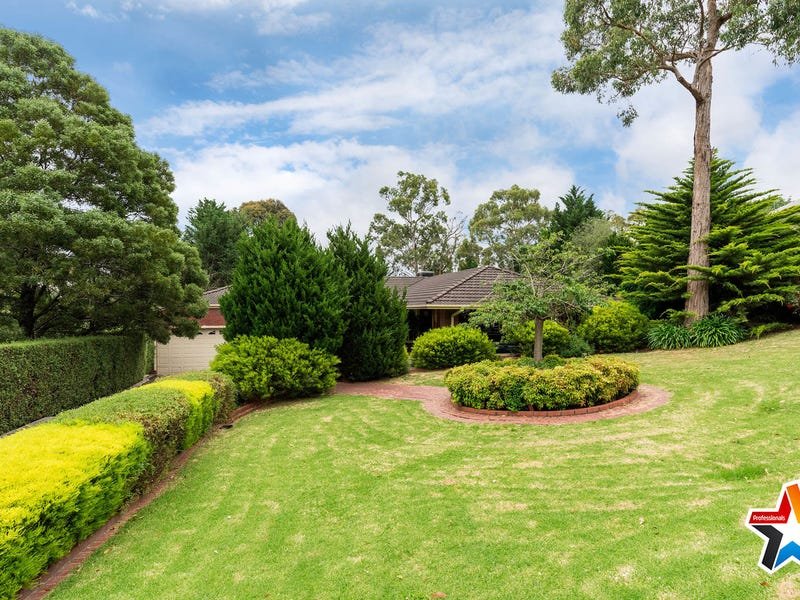 3 Stratheden Place, Mooroolbark image 2