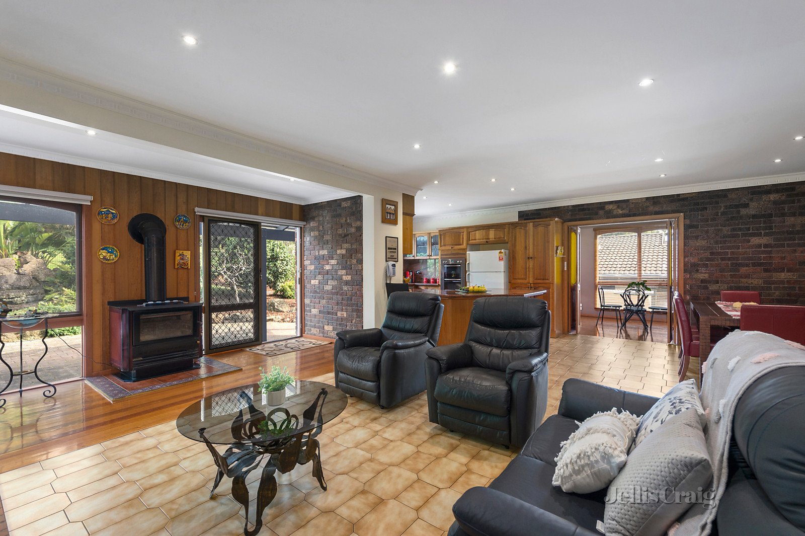 3 Streeton Lane, Doncaster East image 6