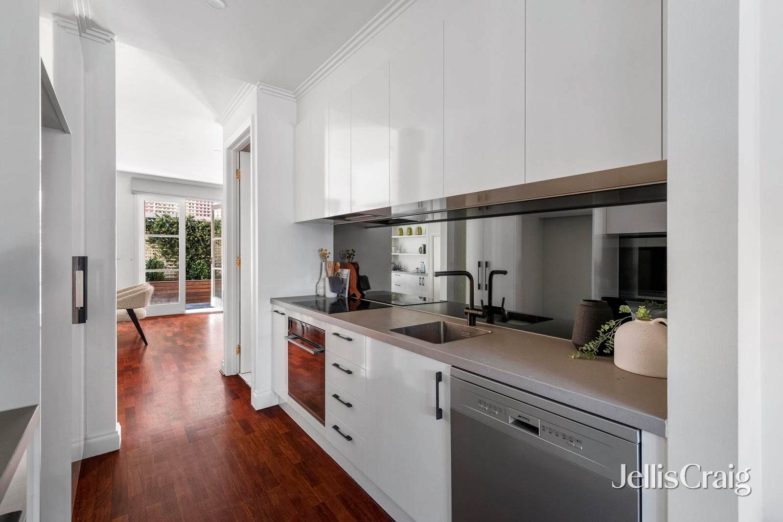 3 Strode Street, Richmond image 9