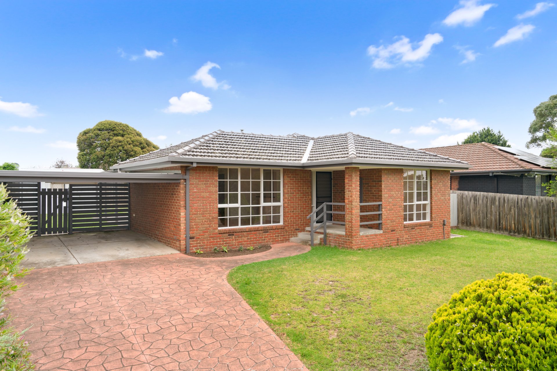 Property Gallery - Main Image