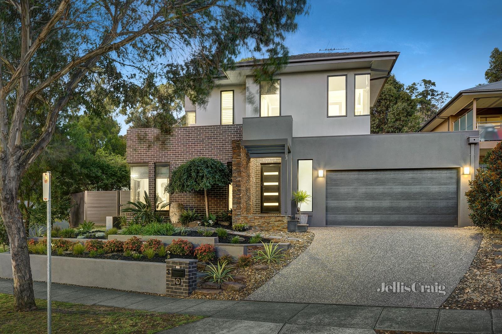 3 Sugarloaf Drive, Macleod image 1