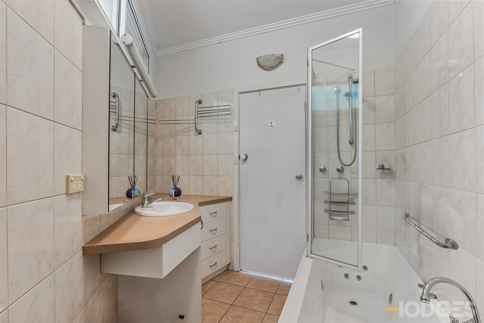 3 Sunhill Court St Kilda East