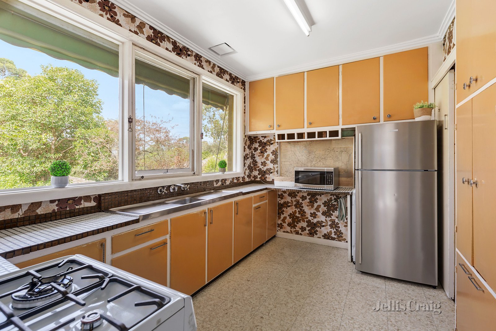 3 Sunset Court, Mitcham image 4