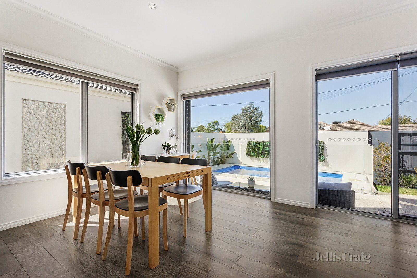 3 Sunshine Avenue, Mitcham image 3