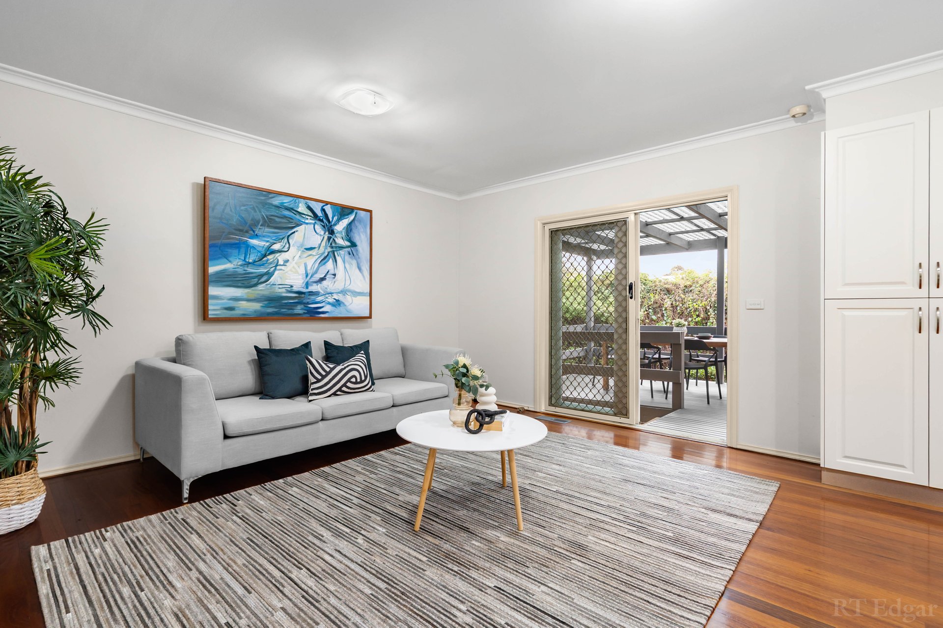Property Gallery Thumbnail 6