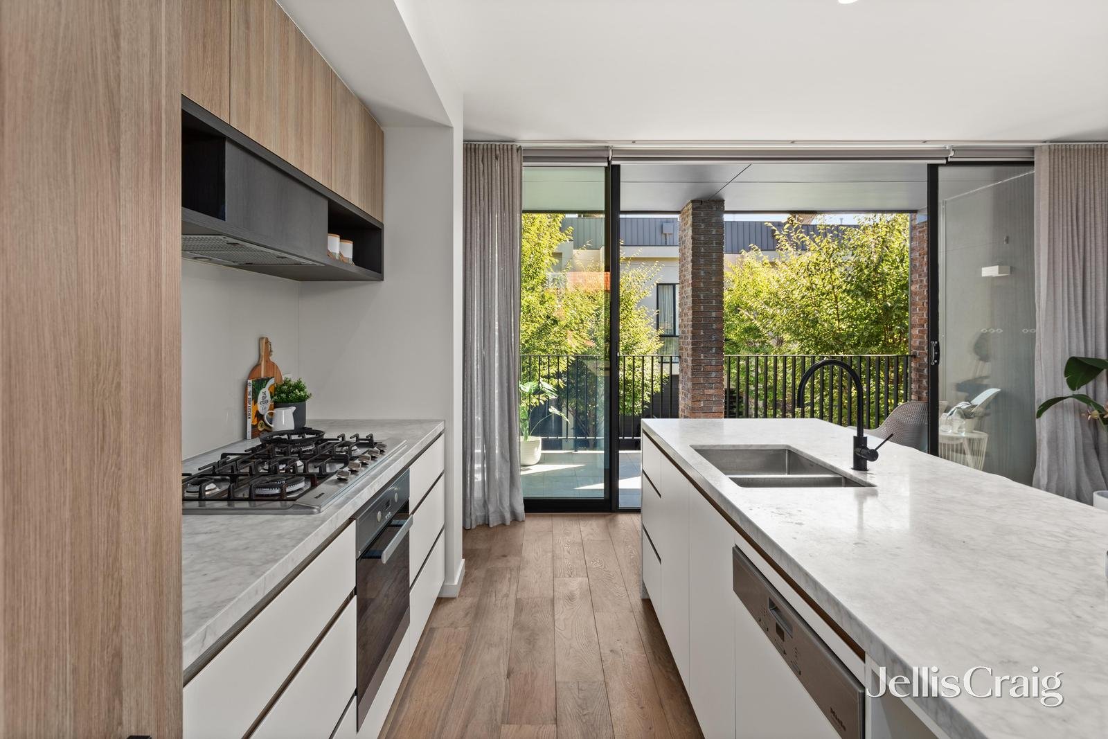 3 Sweetbox Walk, Malvern East image 5
