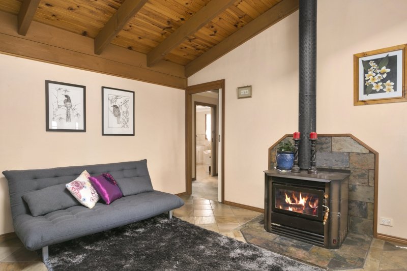 Property Gallery Thumbnail 6