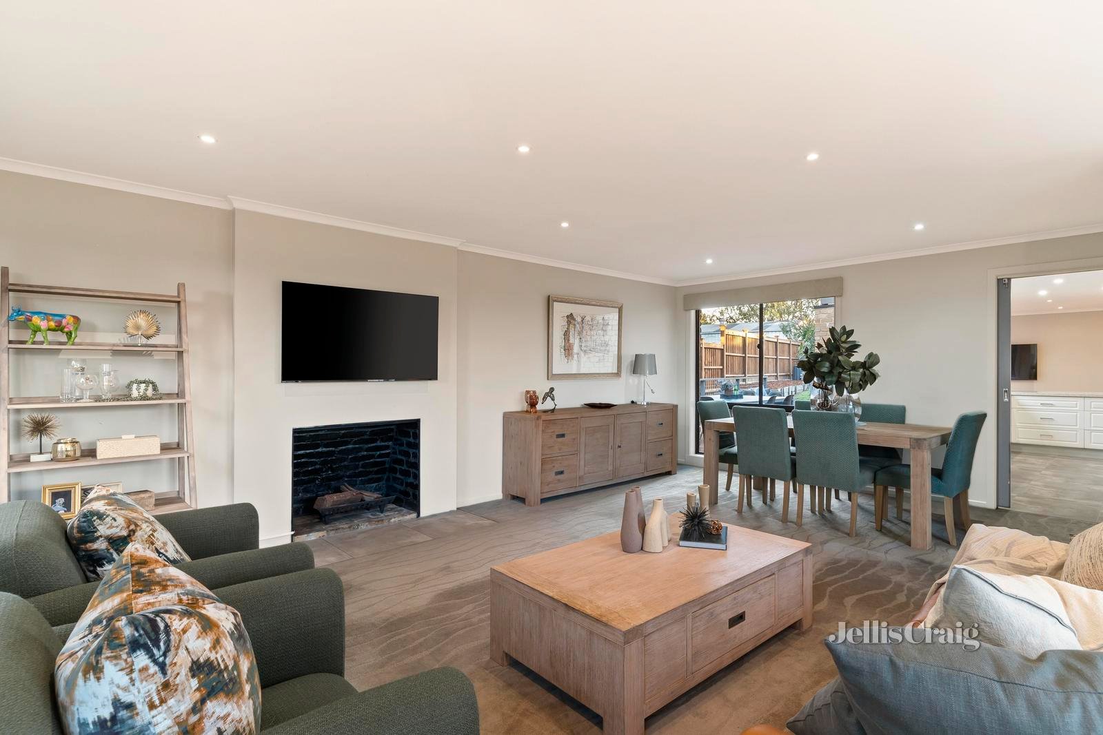 3 Tanbridge Way, Warranwood image 4
