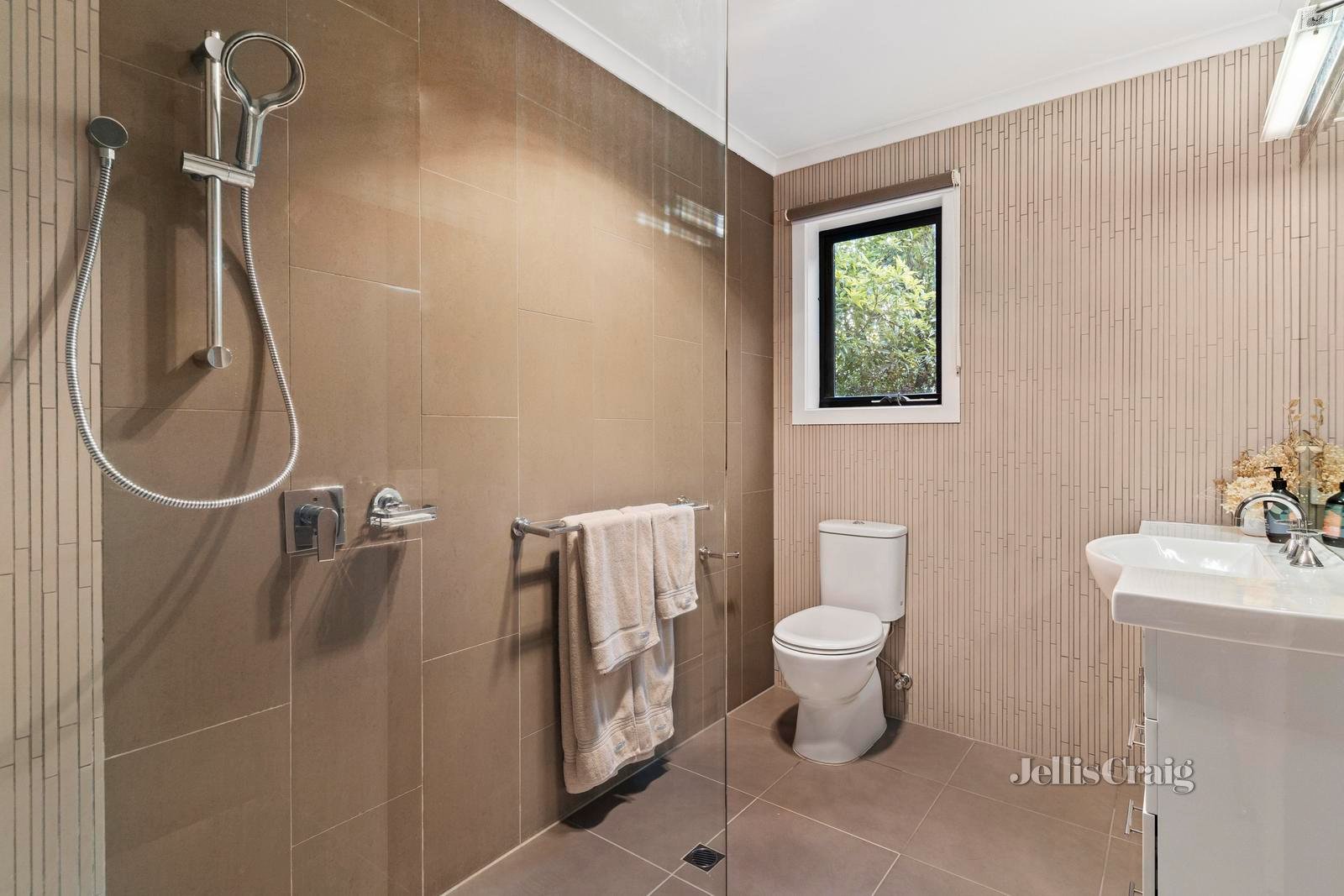 3 Tanbridge Way, Warranwood image 14