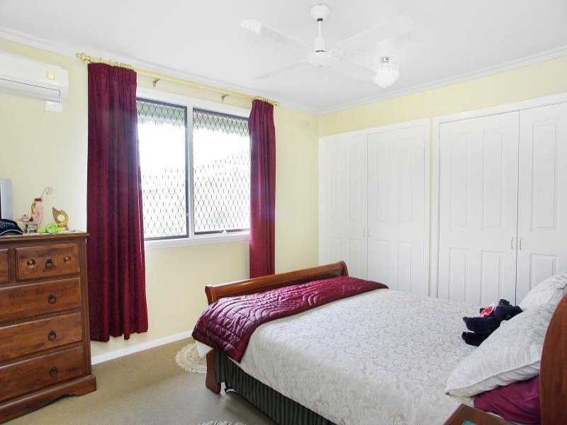 3 Tanner Court, Breakwater image 5