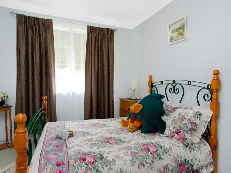 3 Tanner Court, Breakwater image 6