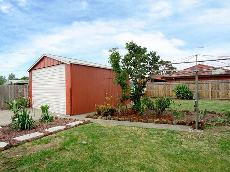 3 Tanner Court, Breakwater image 9