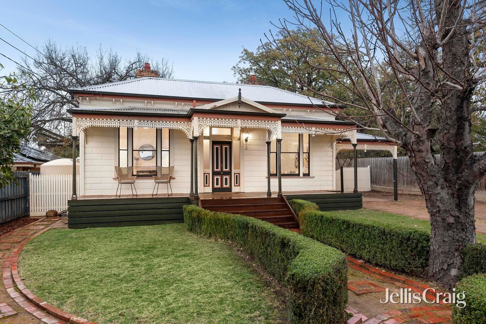 3 Taylors Road, Croydon image 1