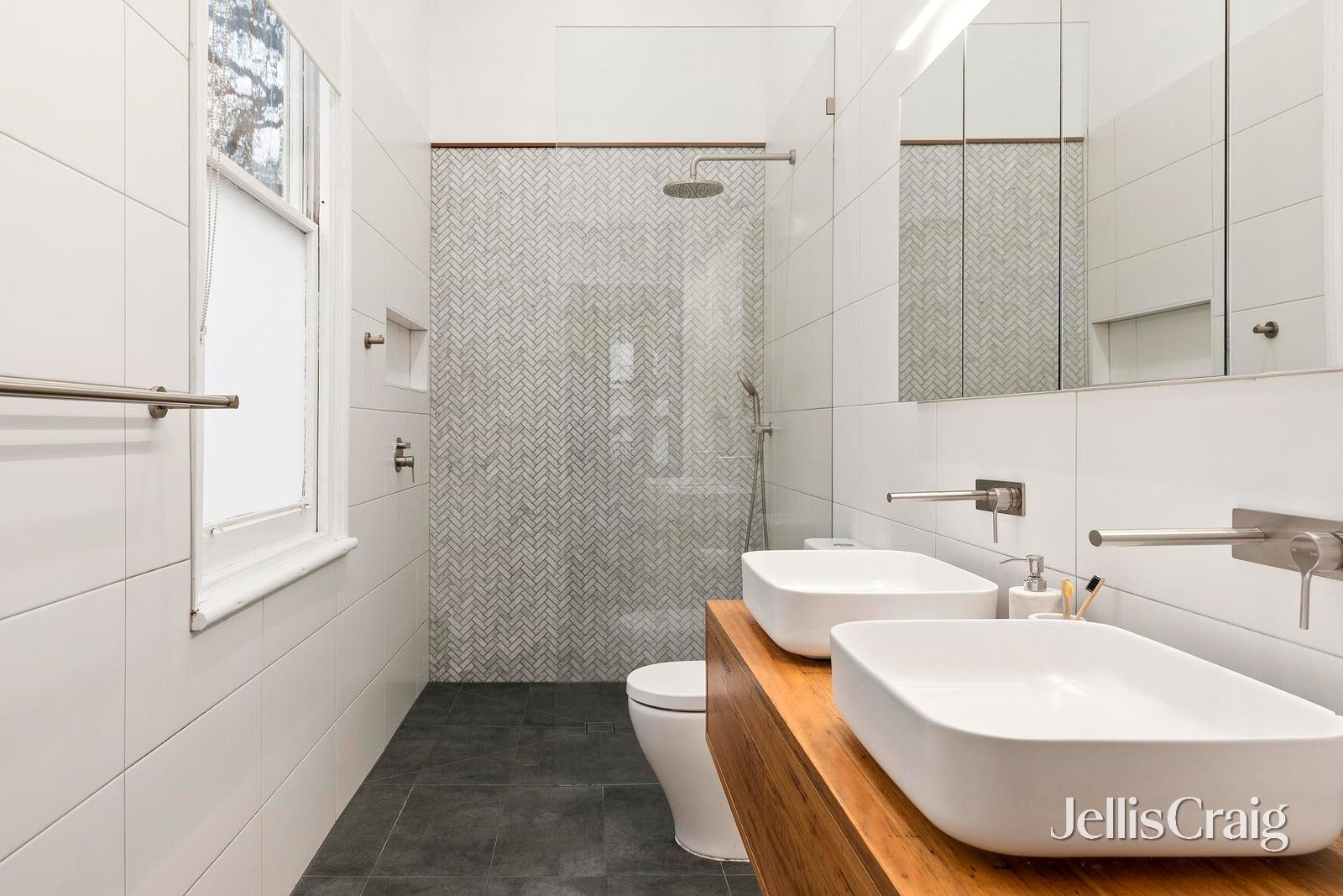 3 Taylors Road, Croydon image 10