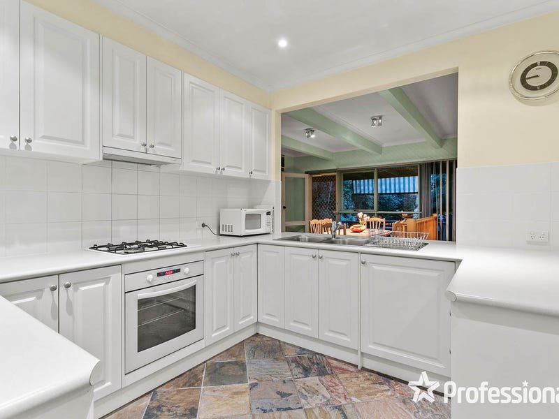 3 Terrigal Crescent, Kilsyth image 3