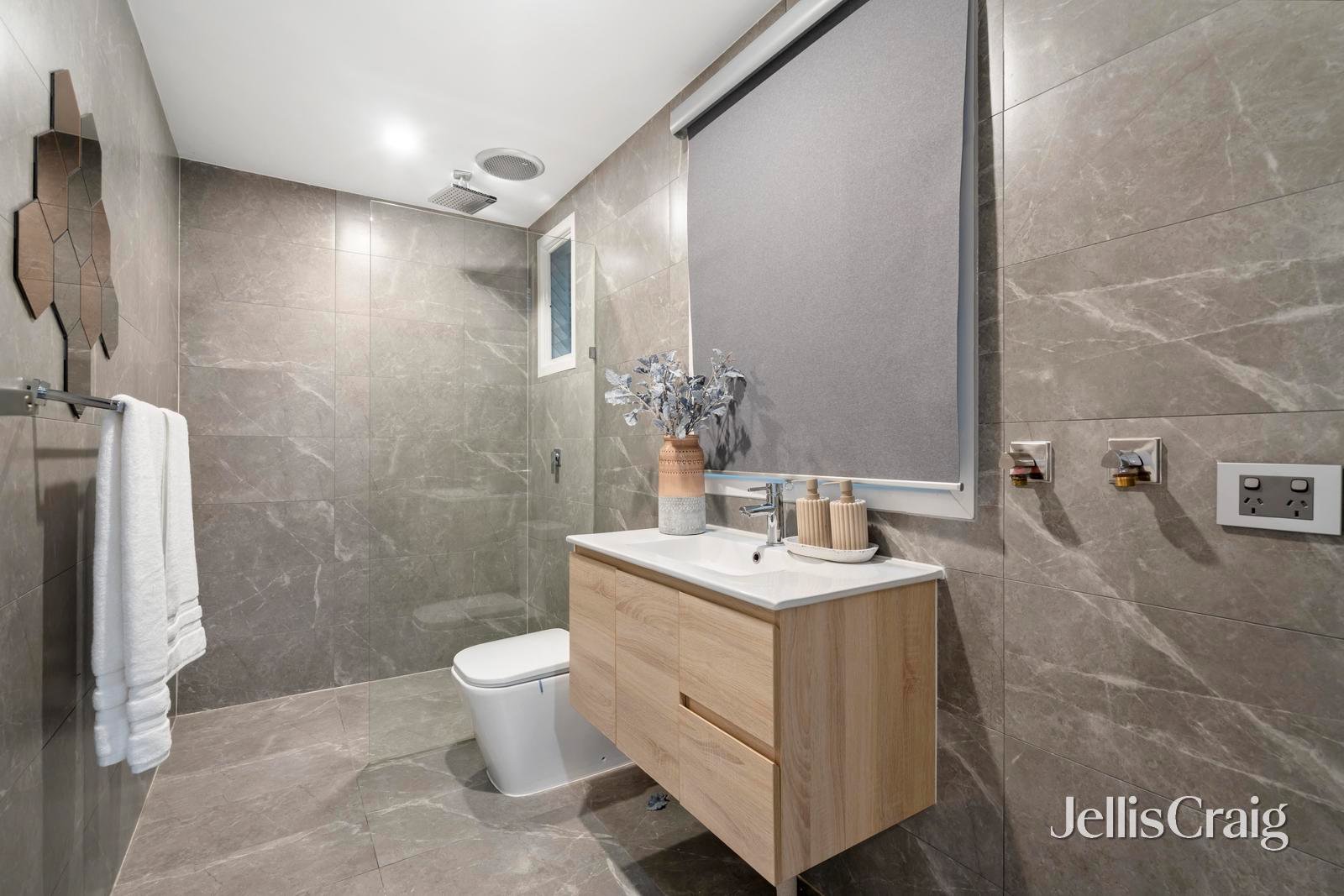 3 Tiffany Court, Doncaster image 12
