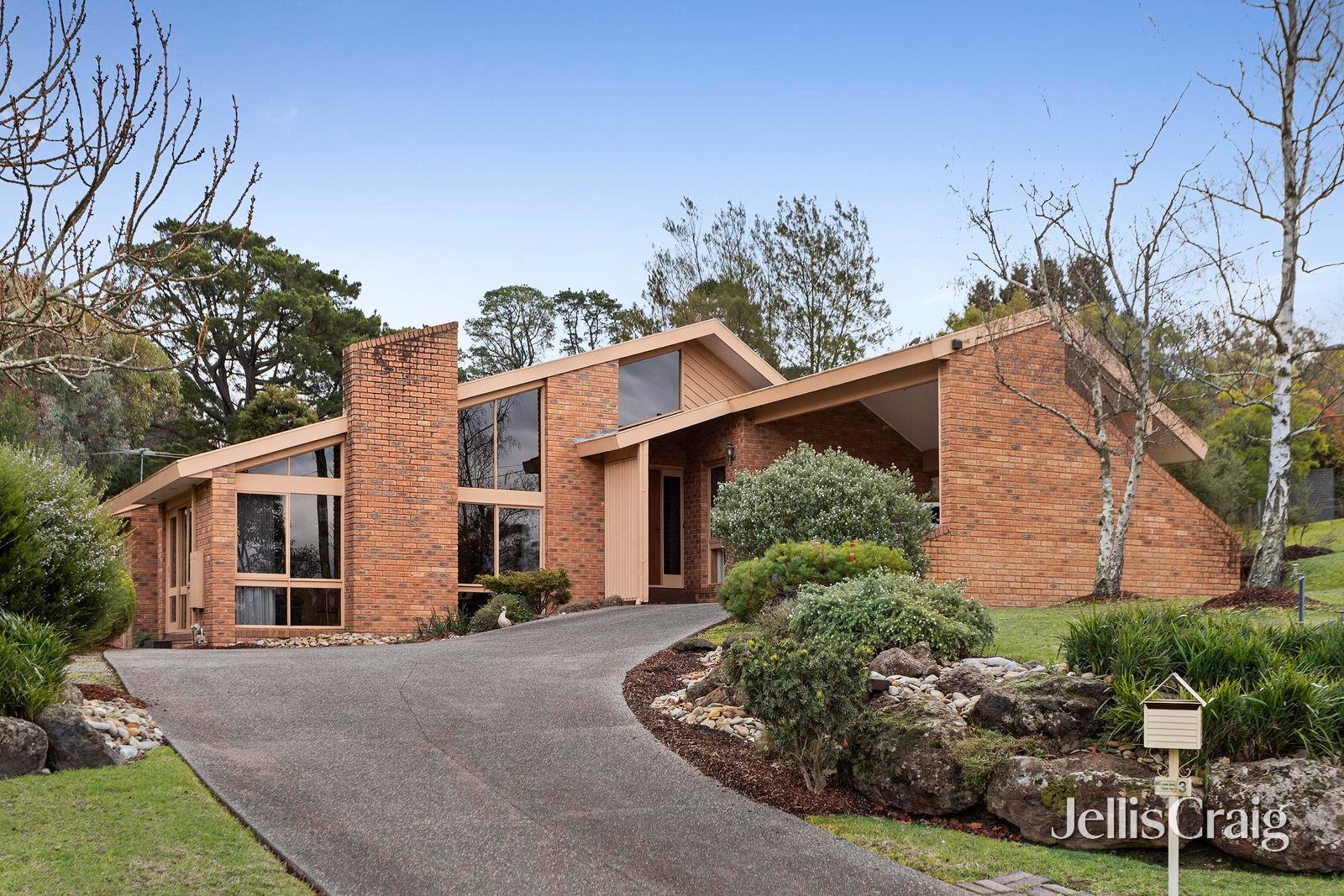 3 Trudi Court, Donvale image 1