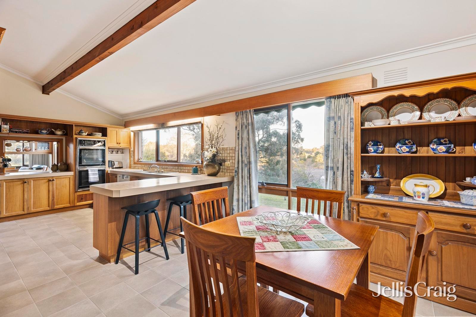 3 Trudi Court, Donvale image 6