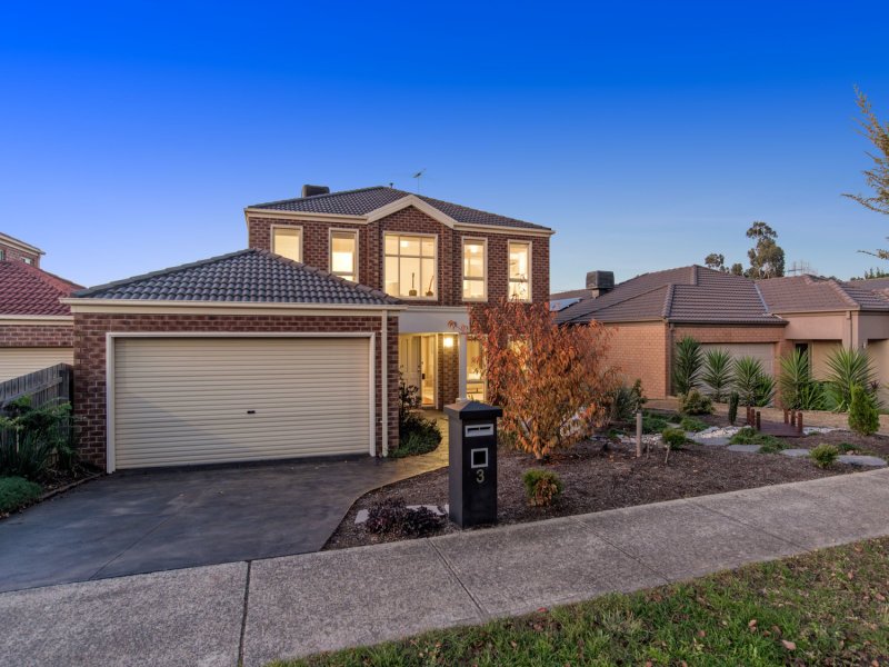 3 Tudor Drive, Mooroolbark image 2