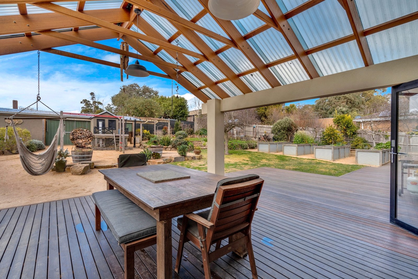 Property Gallery Thumbnail 14