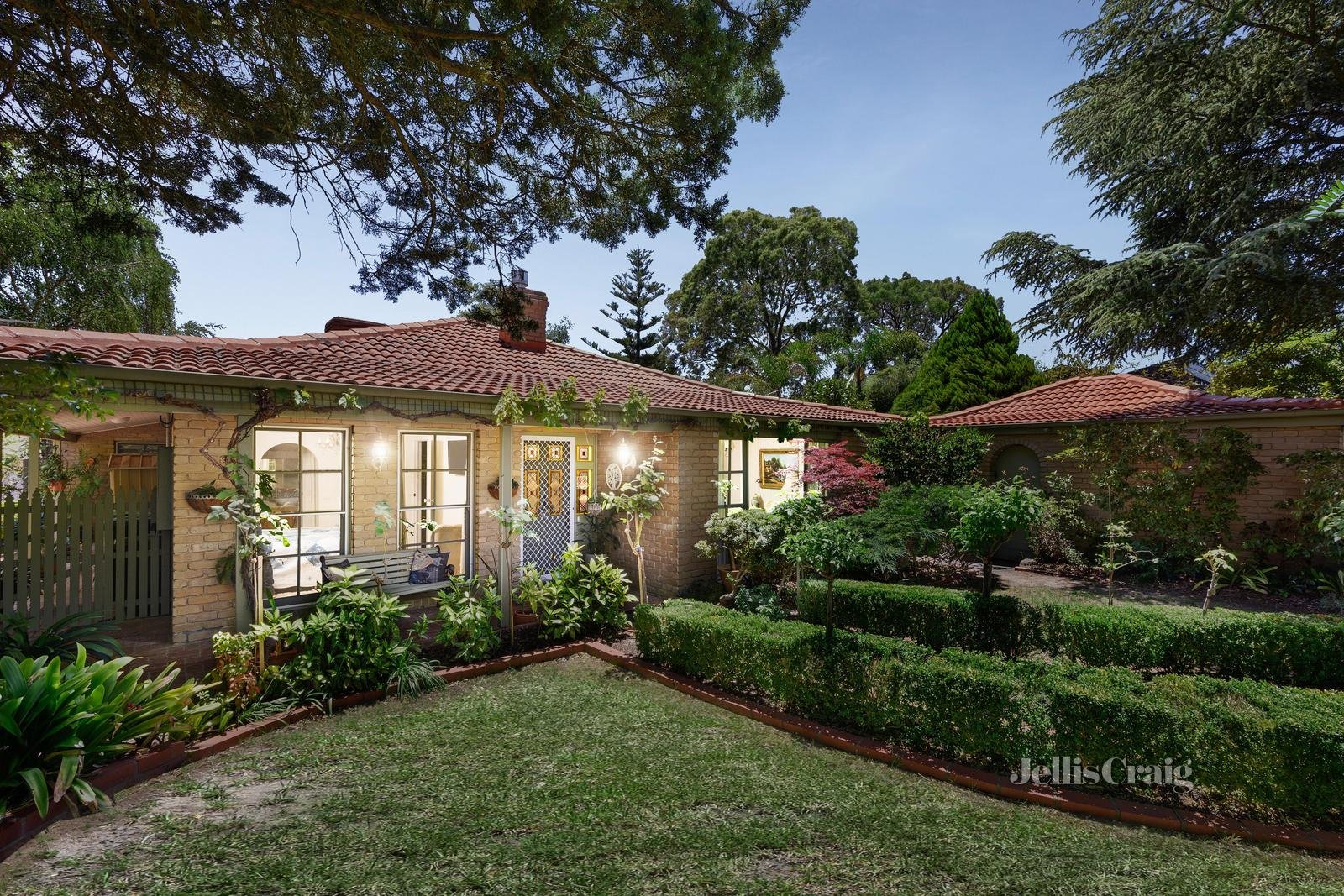 3 Upton Court, Ringwood image 5