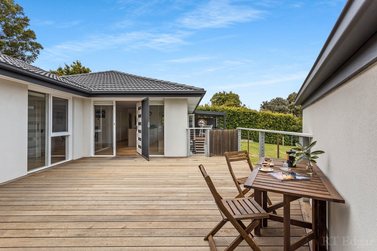 Property Gallery Thumbnail 9