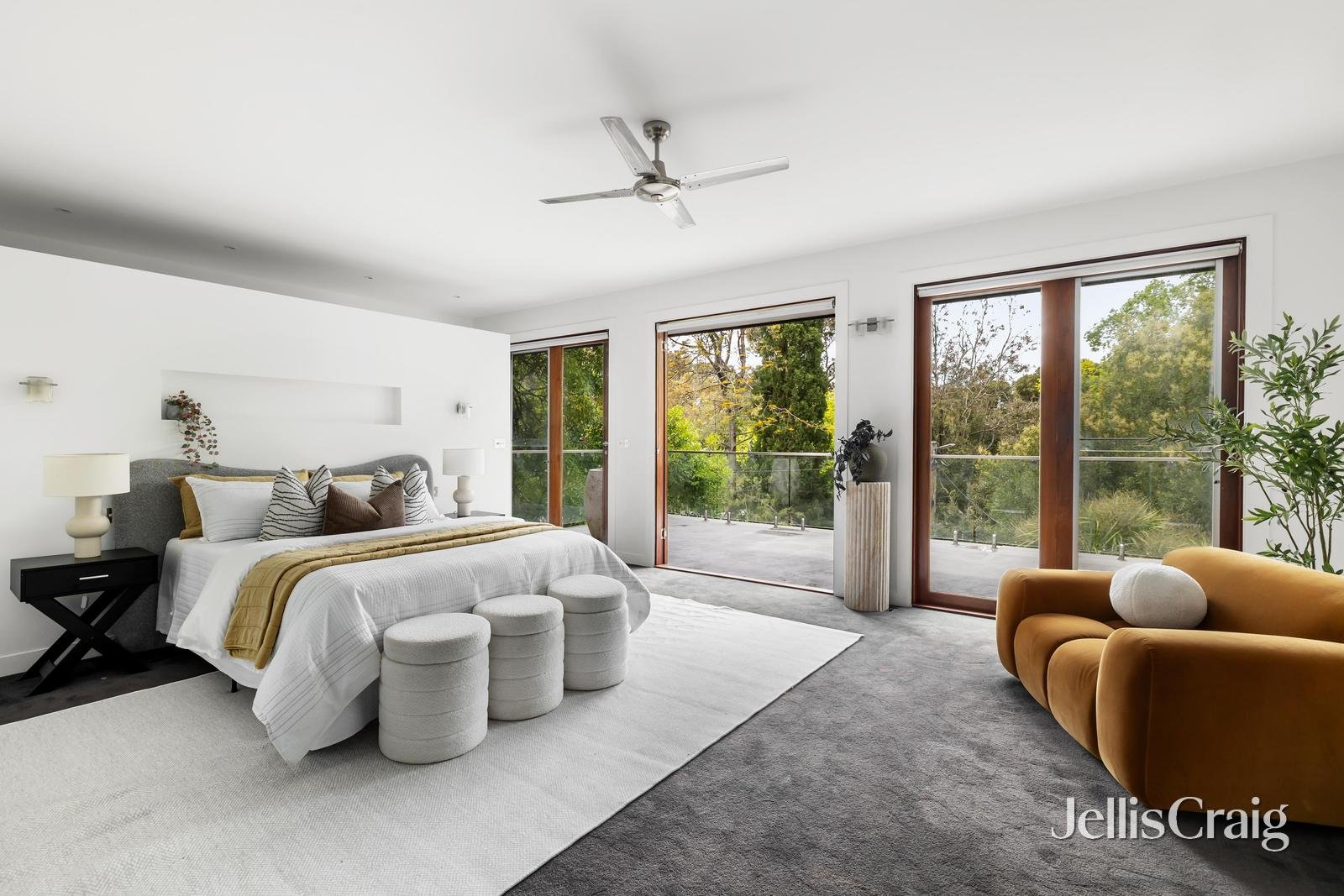 3 Varzin Avenue, Surrey Hills image 7