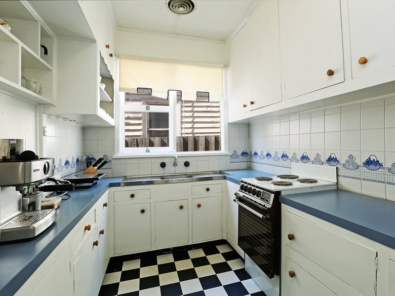 3 Villamanta Street, Geelong West image 3