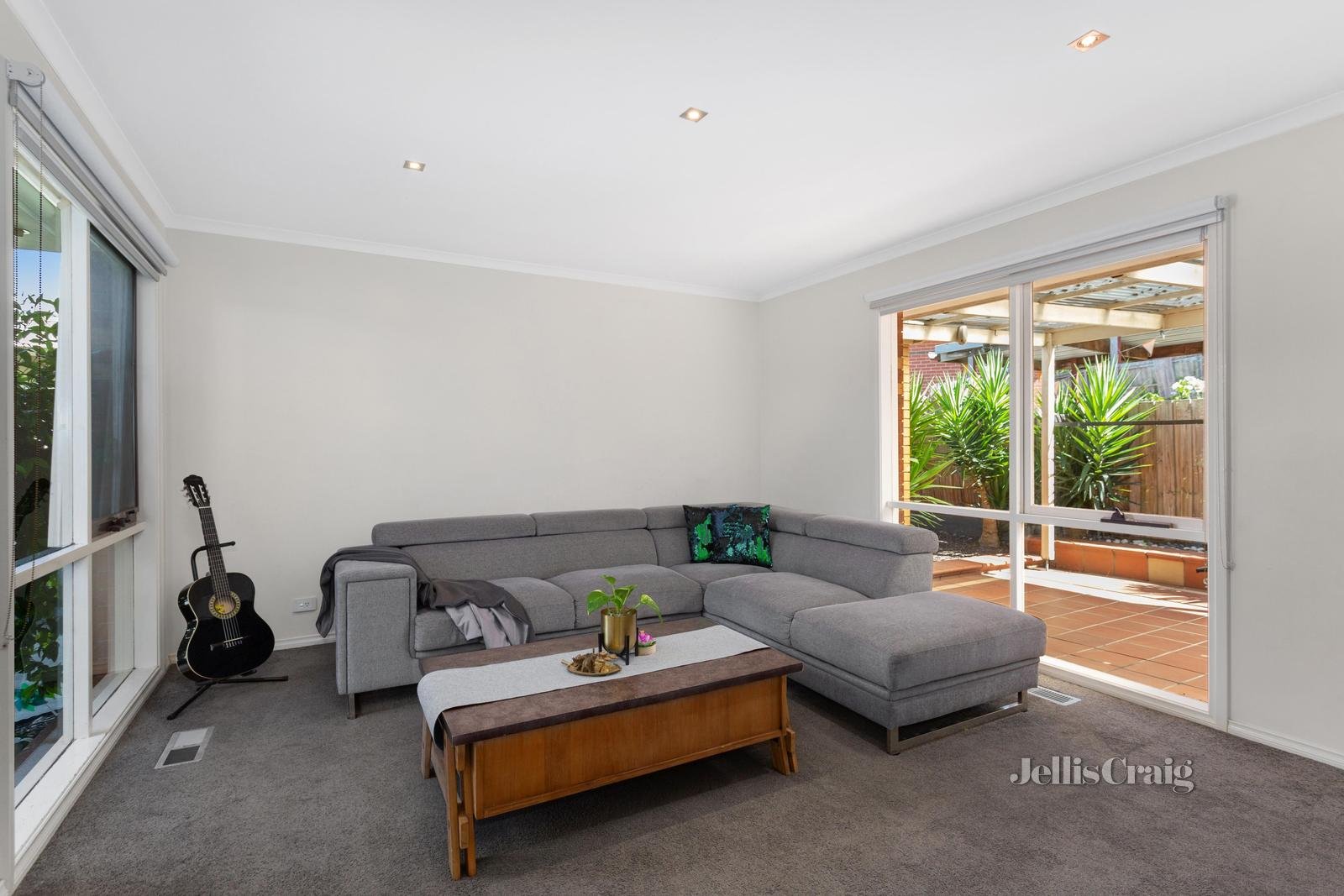 3 Walsh Street, Eltham image 3