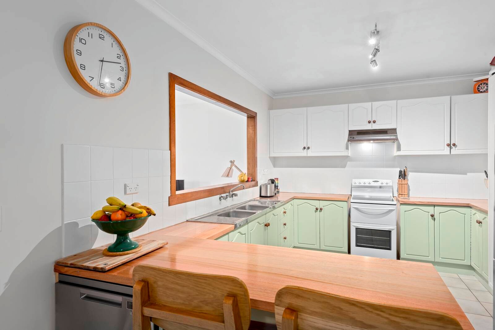 Property Gallery Thumbnail 2